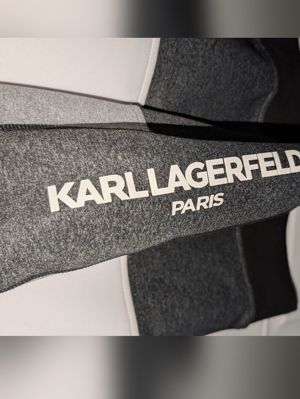 Karl Lagerfeld Black Colorblock Pullover Jacket Size Medium Gray White Black EUC - Picture 4 of 5